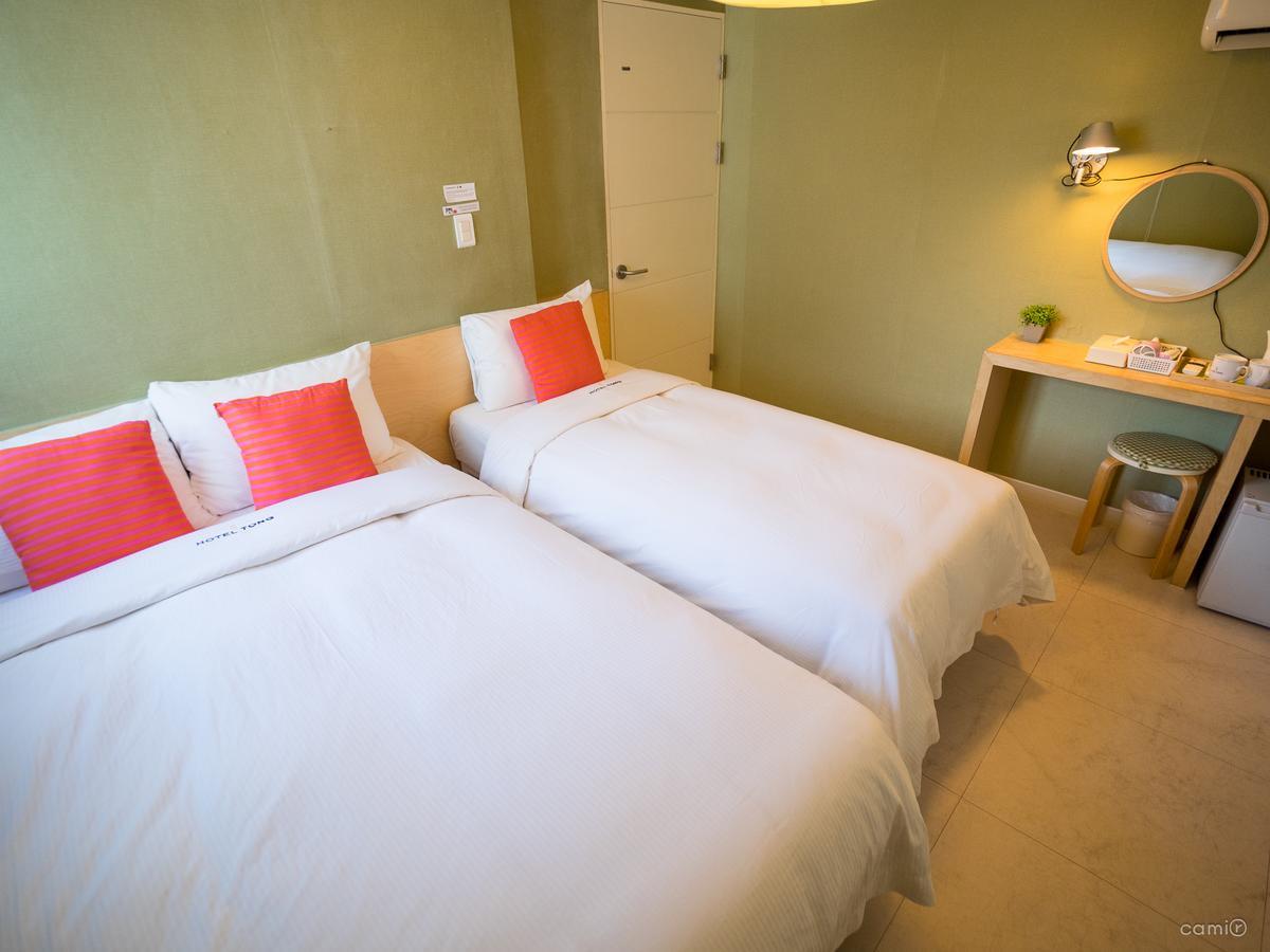 Travel Monster Hotell Seoul Exteriör bild